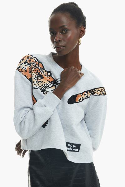 Gri Kesik Detaylı Leoparlı Crop Sweatshirt